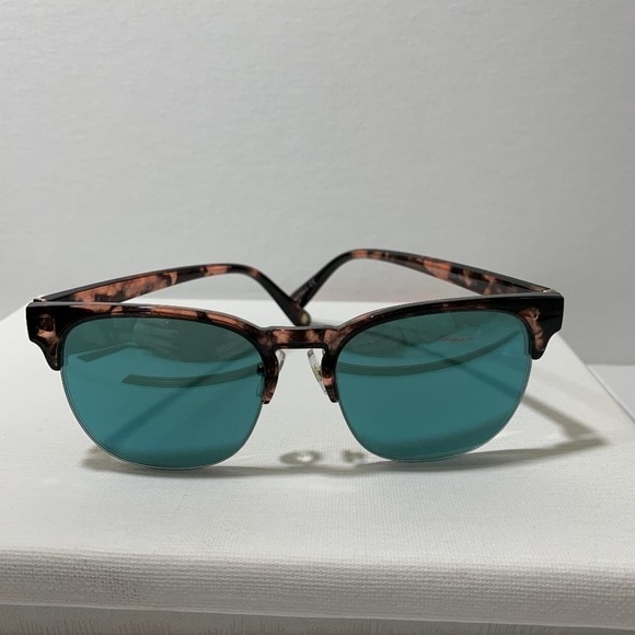 Nine West Tortoise Shell Sunglasses - Picture 1 of 5